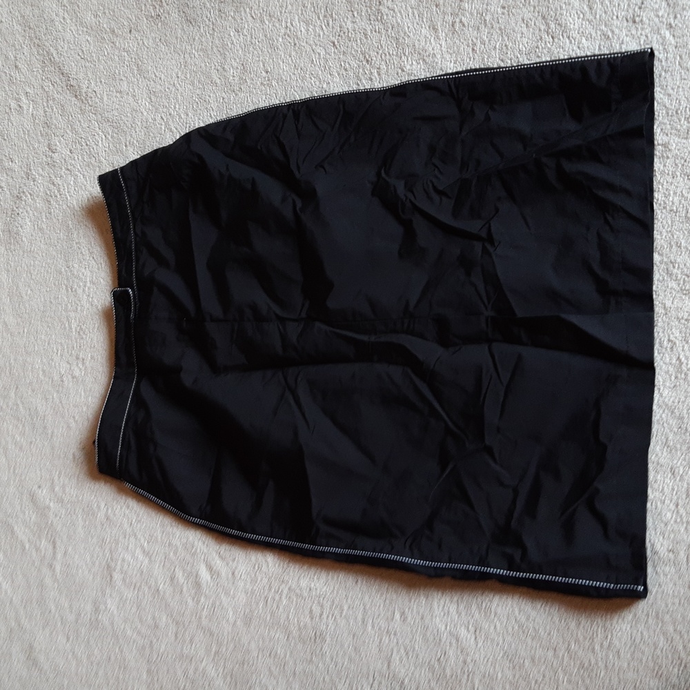 Black skirt